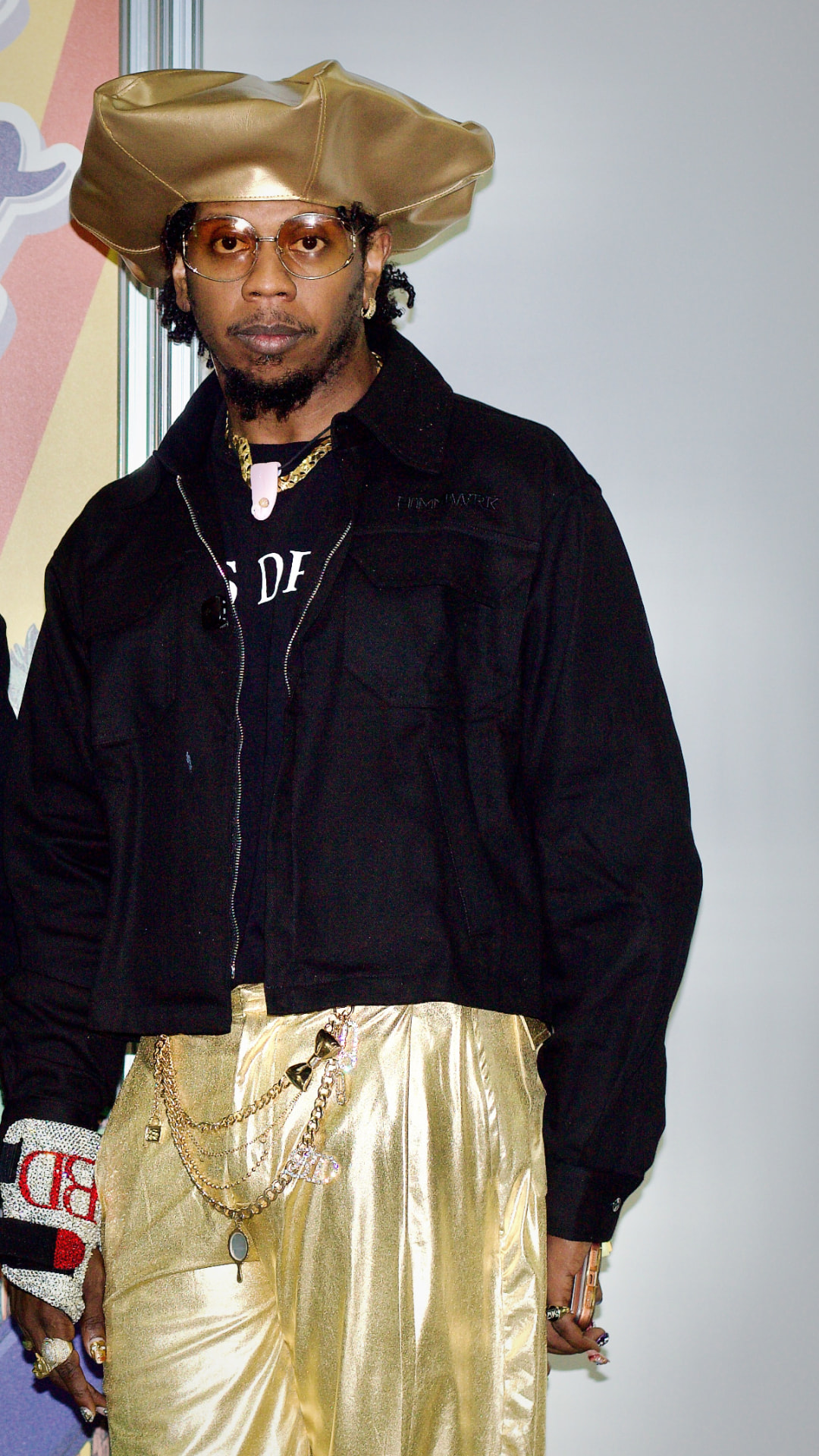 Gilded Arrival